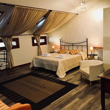 Alla Galleria B&B Верона Екстер'єр фото
