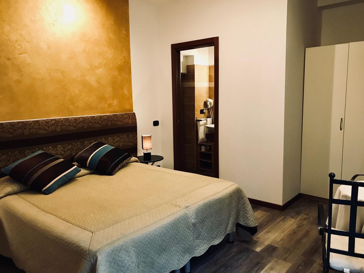 Alla Galleria B&B Верона Екстер'єр фото
