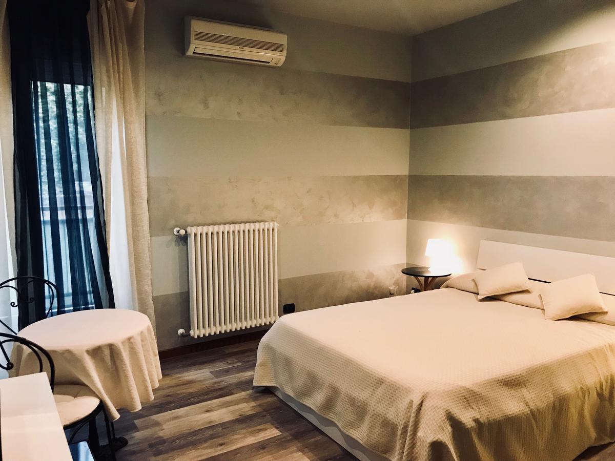 Alla Galleria B&B Верона Екстер'єр фото